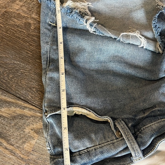 Blanqi Maternity Belly Support Denim Shorts - Picture 4 of 4